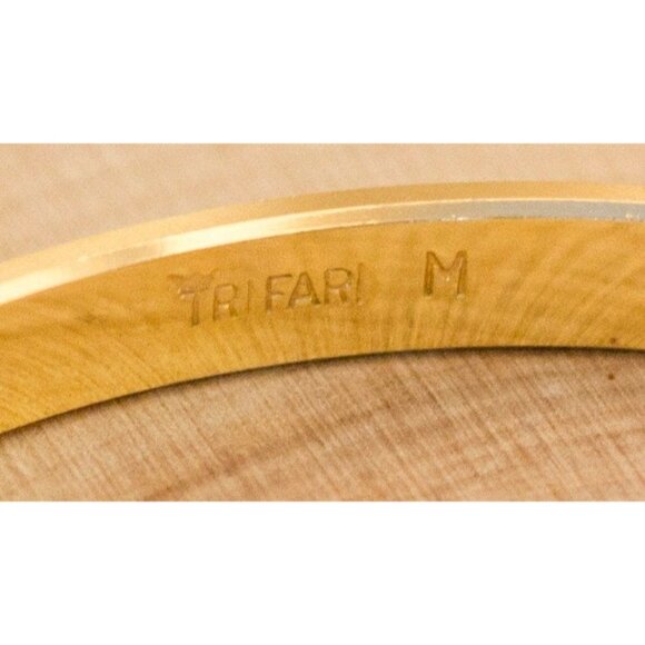 Crown Trifari Bangle Bracelet, Crown Trifari, Trifari Bracelet - BG1 - Picture 5 of 6
